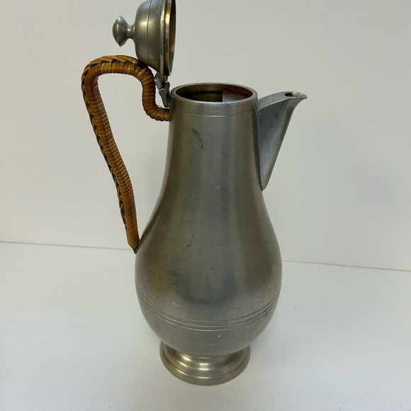 Vintage Pewter/ Selangor/ Coffee Pot with Wicker Handle / UNIQUE - Picture 4 of 7
